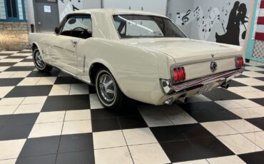 Ford-Mustang-1964-2