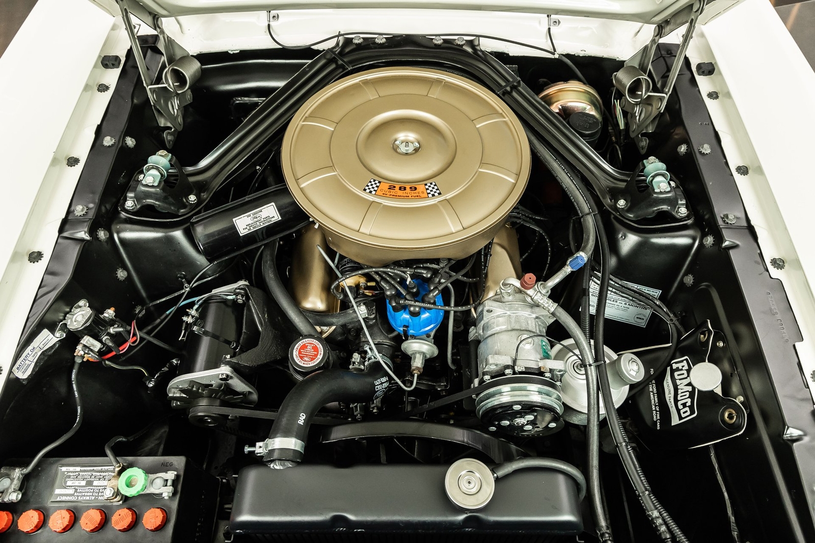 Ford-Mustang-1964-Convertible-3