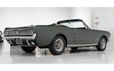 Ford-Mustang-1965-Convertible-10