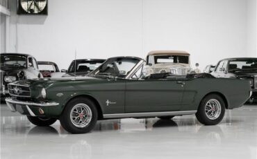 Ford-Mustang-1965-Convertible