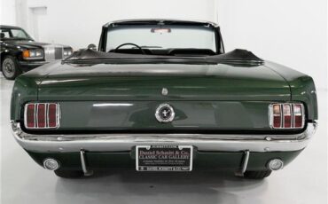 Ford-Mustang-1965-Convertible-7