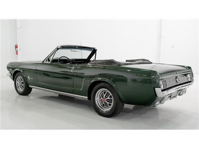 Ford-Mustang-1965-Convertible-8