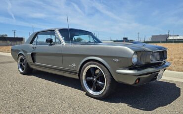 Ford-Mustang-1965-Coupe-1