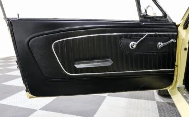 Ford-Mustang-1965-Coupe-12