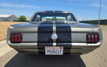 Ford-Mustang-1965-Coupe-13