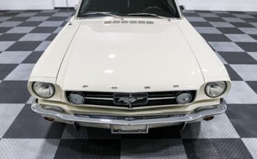 Ford-Mustang-1965-Coupe-2