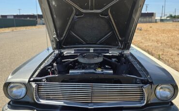 Ford-Mustang-1965-Coupe-23