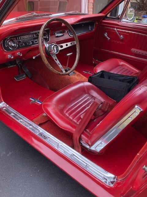 Ford-Mustang-1965-Coupe-3