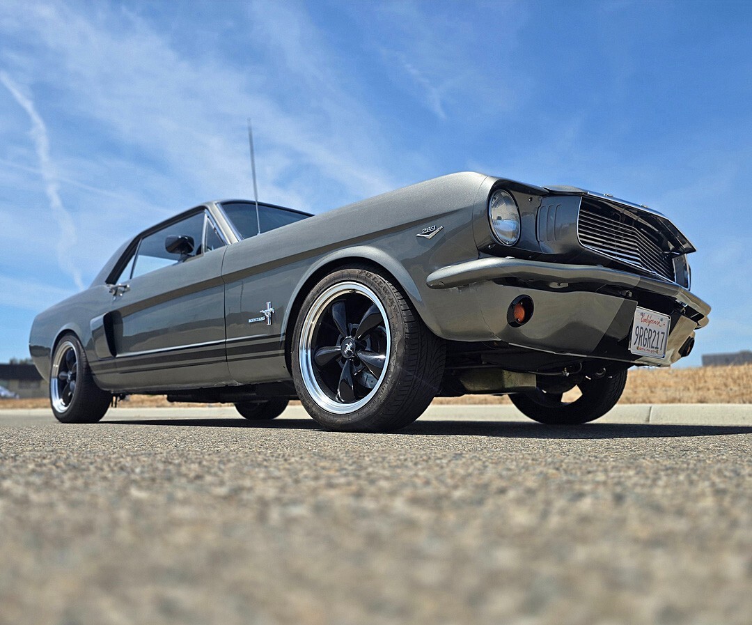 Ford-Mustang-1965-Coupe-6