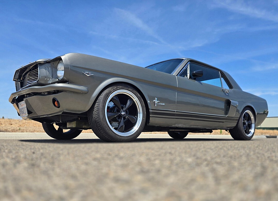 Ford-Mustang-1965-Coupe-7