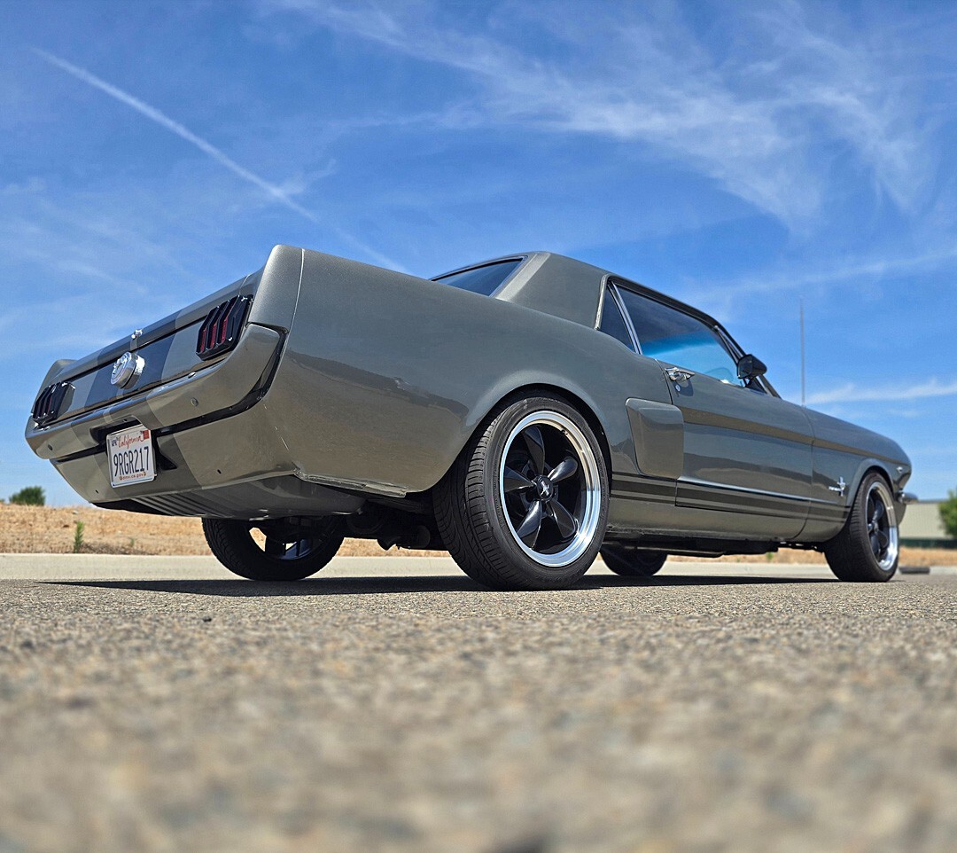 Ford-Mustang-1965-Coupe-8