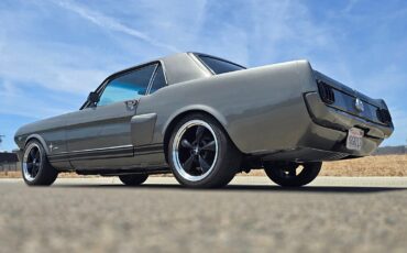 Ford-Mustang-1965-Coupe-9