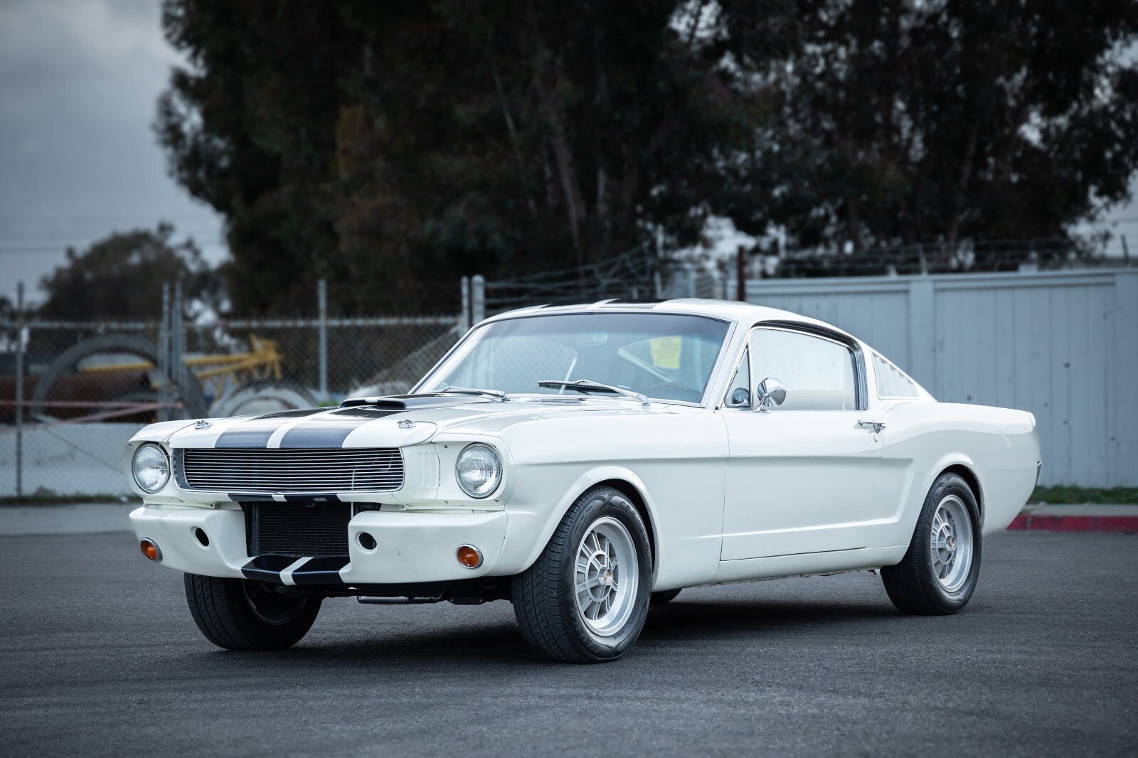 Ford-Mustang-1965-Fastback-1