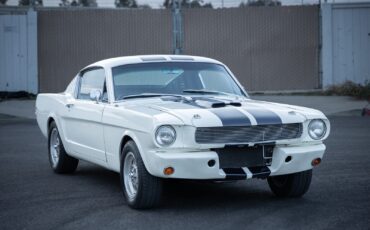 Ford-Mustang-1965-Fastback-3