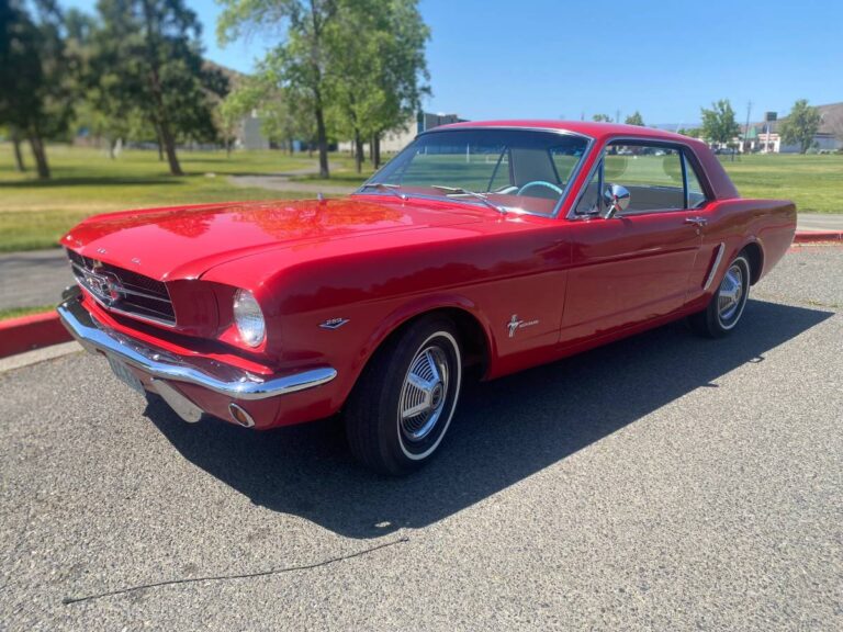 Ford Mustang  1965 red