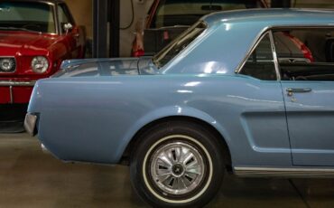 Ford-Mustang-1966-2-Door-Coupe-1