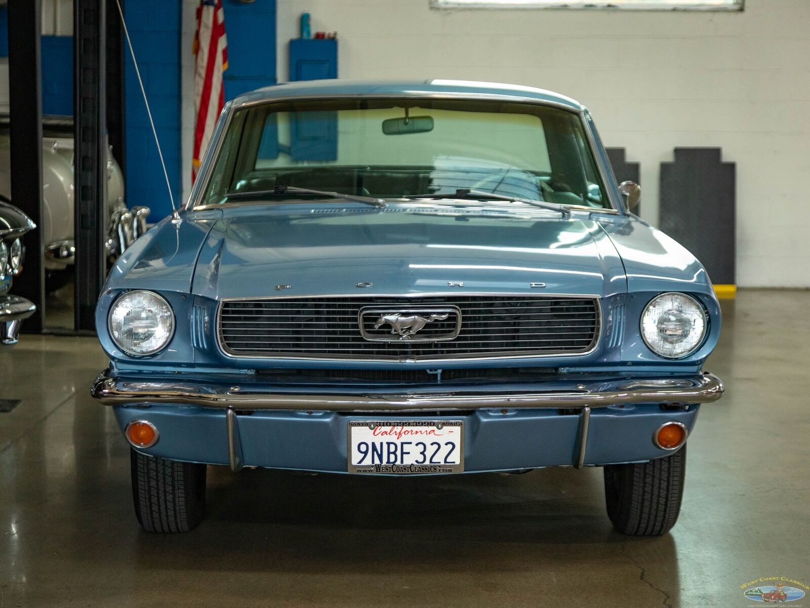 Ford-Mustang-1966-2-Door-Coupe-12