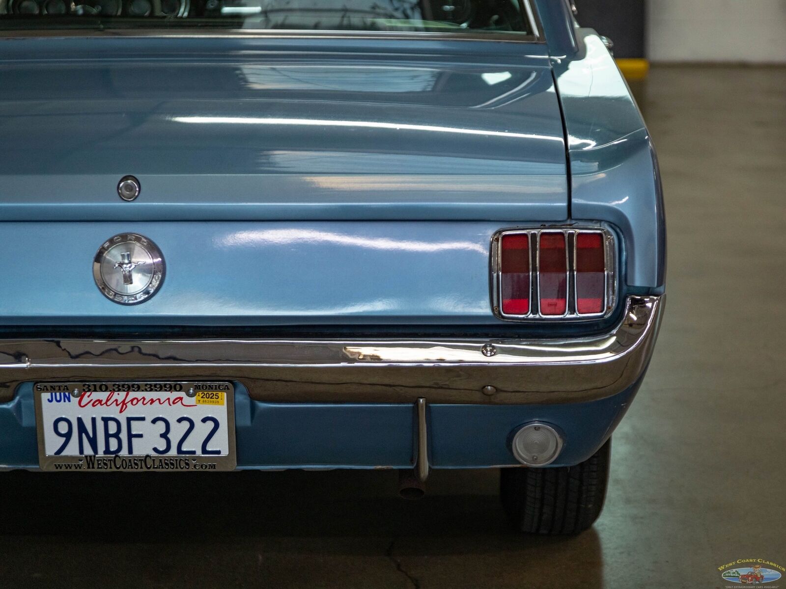 Ford-Mustang-1966-2-Door-Coupe-19