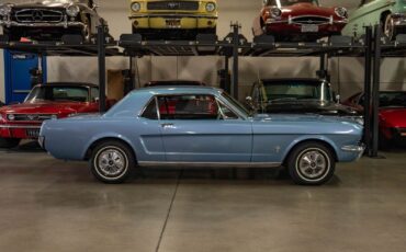 Ford-Mustang-1966-2-Door-Coupe-2
