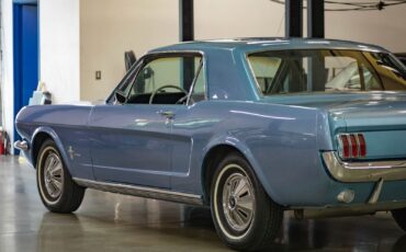 Ford-Mustang-1966-2-Door-Coupe-21