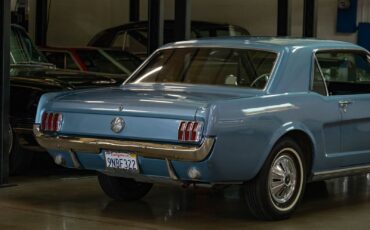 Ford-Mustang-1966-2-Door-Coupe-24