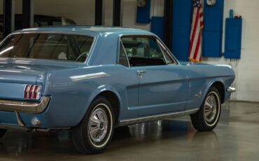 Ford-Mustang-1966-2-Door-Coupe-25