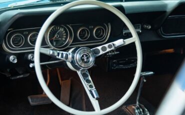 Ford-Mustang-1966-2-Door-Coupe-32