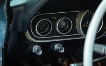 Ford-Mustang-1966-2-Door-Coupe-33