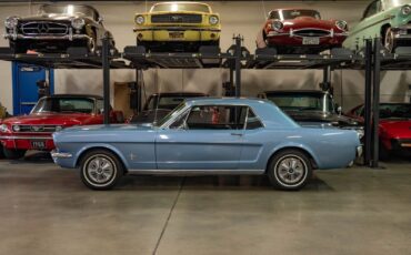 Ford-Mustang-1966-2-Door-Coupe-5