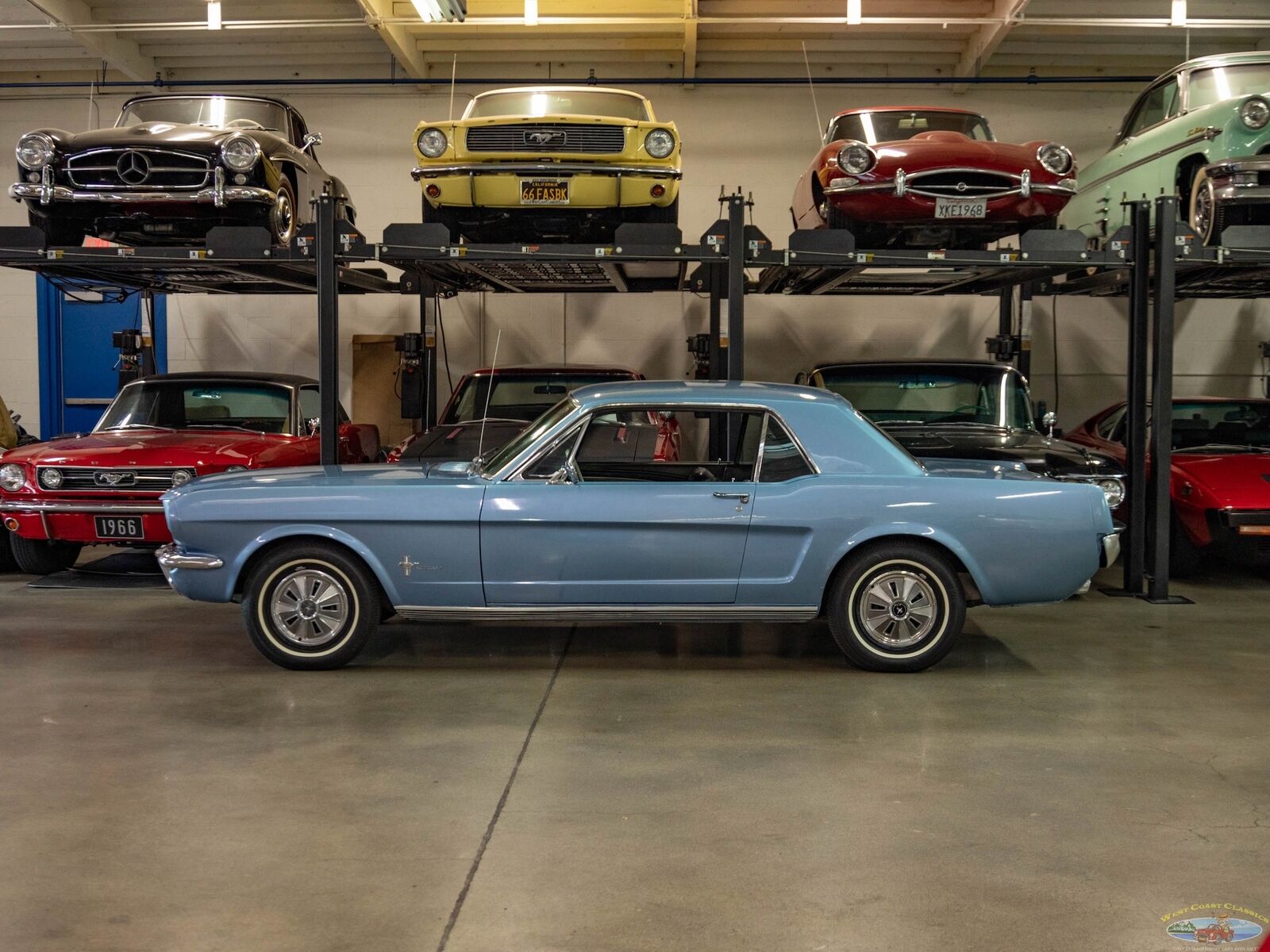 Ford-Mustang-1966-2-Door-Coupe-5