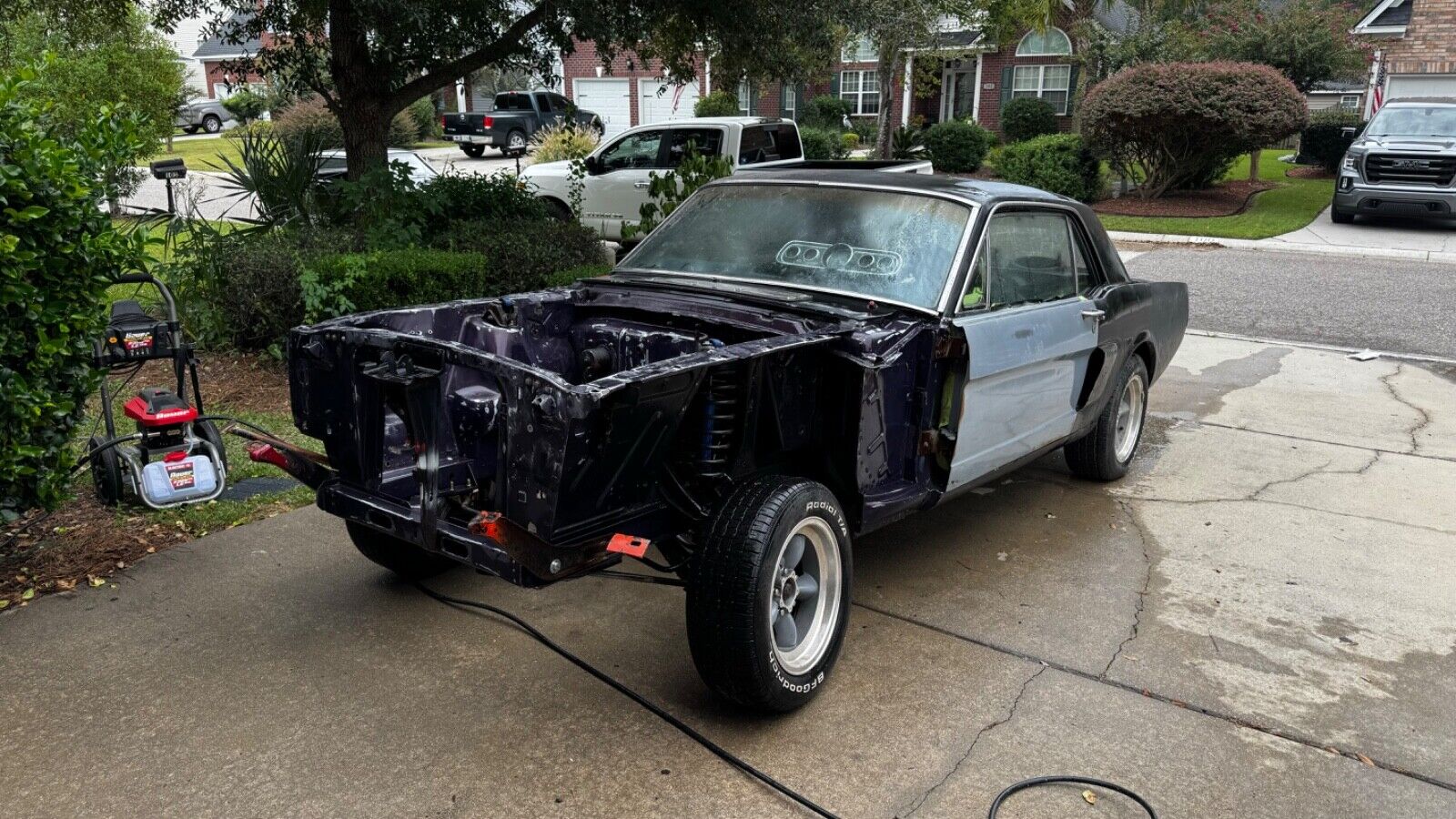 Ford-Mustang-1966