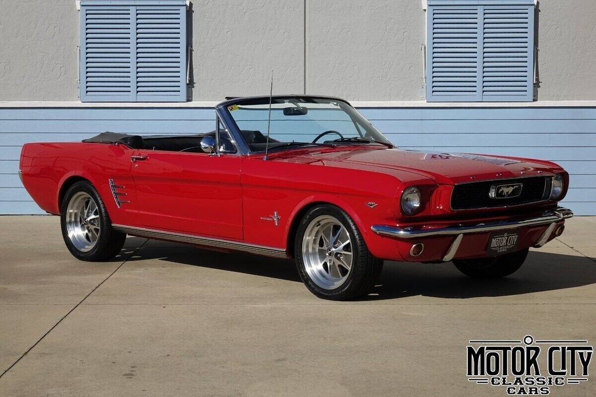 Ford-Mustang-1966