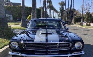 Ford-Mustang-1966