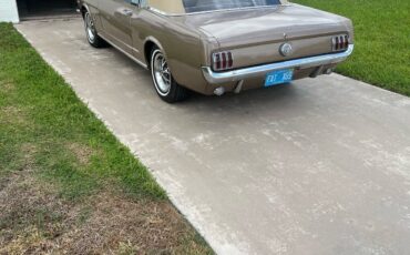 Ford-Mustang-1966-Convertible-1