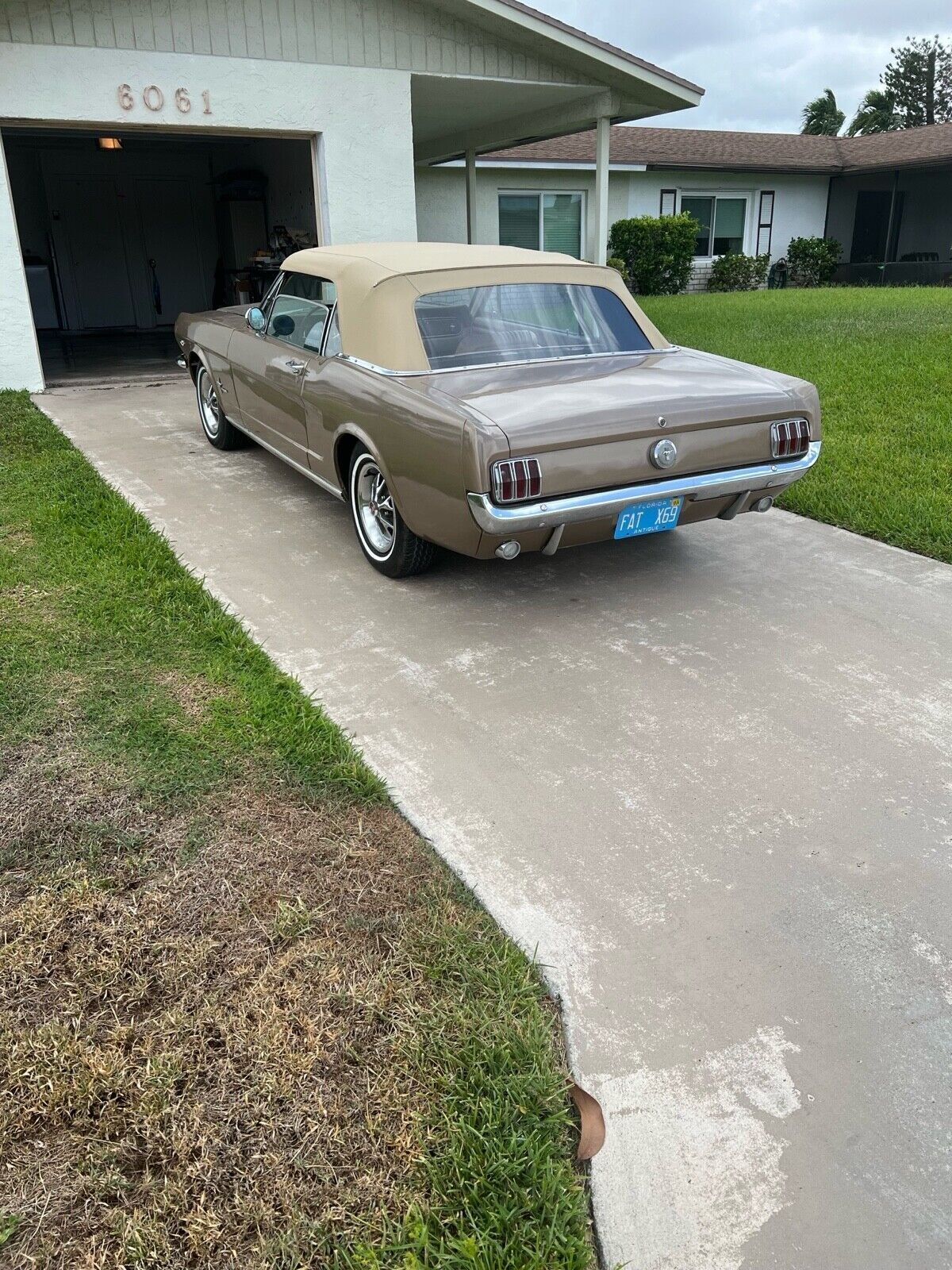 Ford-Mustang-1966-Convertible-1
