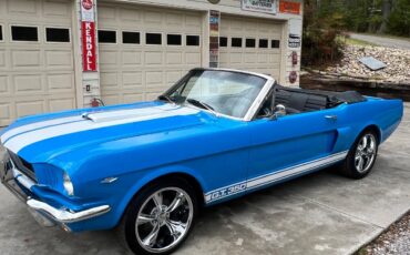 Ford-Mustang-1966-Convertible-1