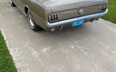 Ford-Mustang-1966-Convertible-3