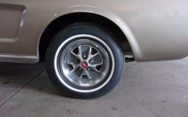 Ford-Mustang-1966-Convertible-4