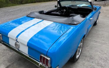Ford-Mustang-1966-Convertible-4