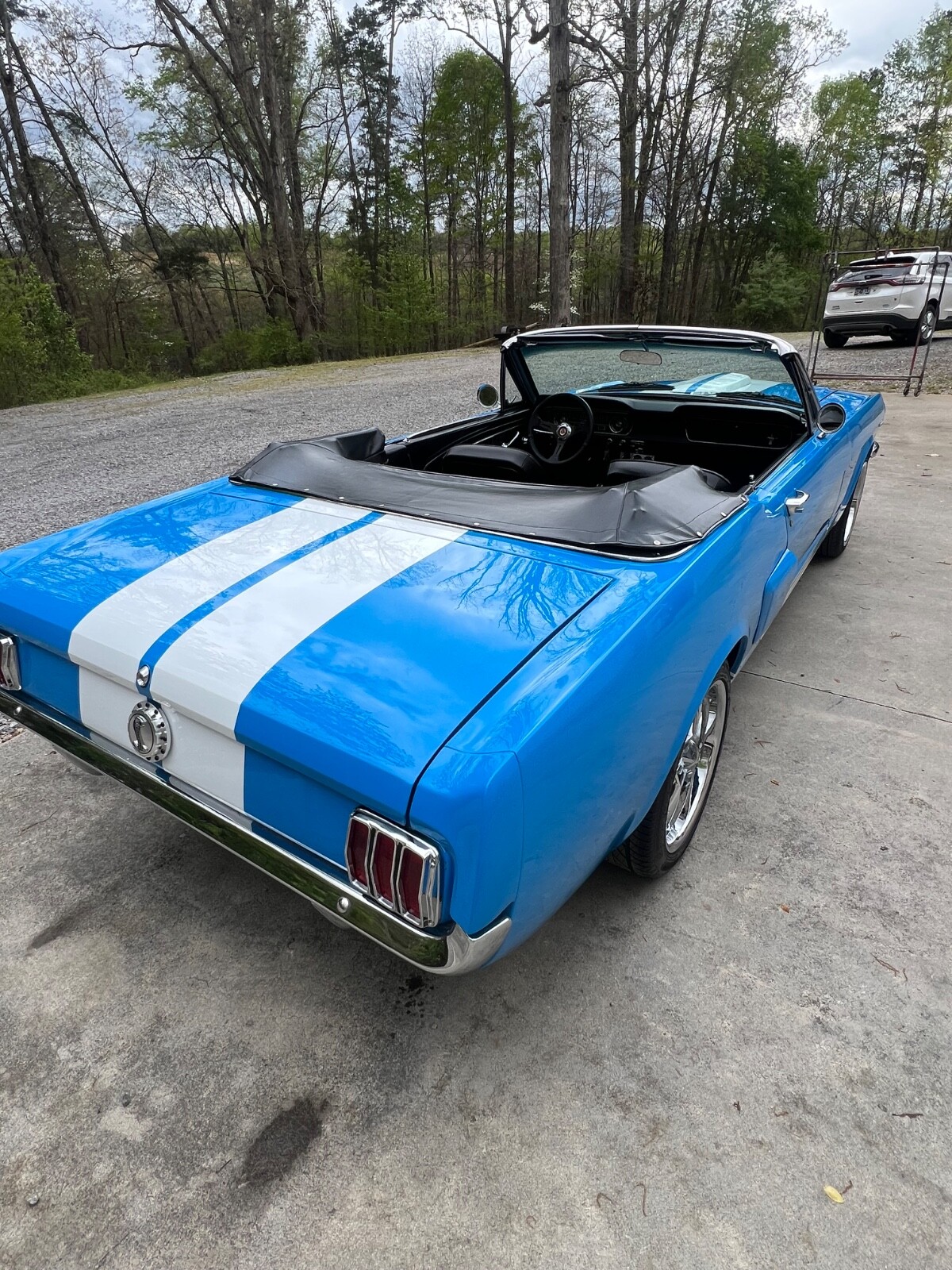 Ford-Mustang-1966-Convertible-4