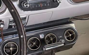 Ford-Mustang-1966-Convertible-5