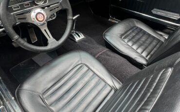 Ford-Mustang-1966-Convertible-9