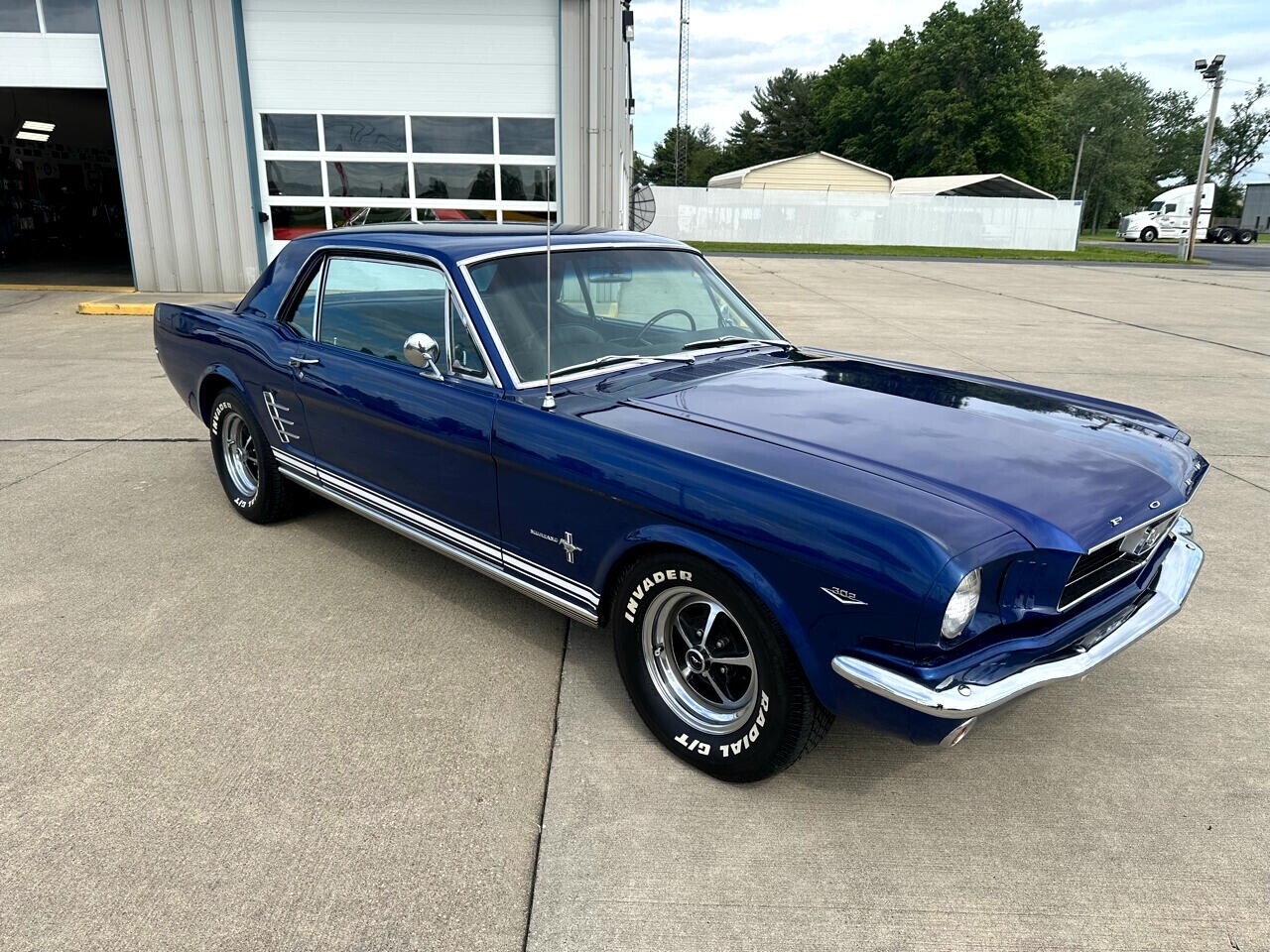 Ford-Mustang-1966-Coupe-11