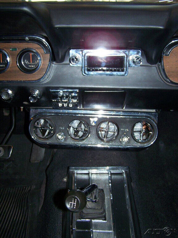 Ford-Mustang-1966-Coupe-12