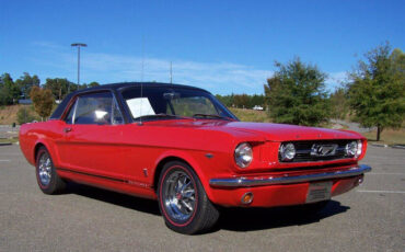Ford-Mustang-1966-Coupe-2