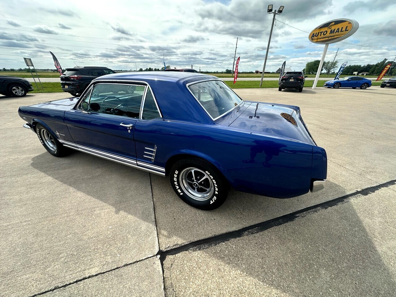 Ford-Mustang-1966-Coupe-2