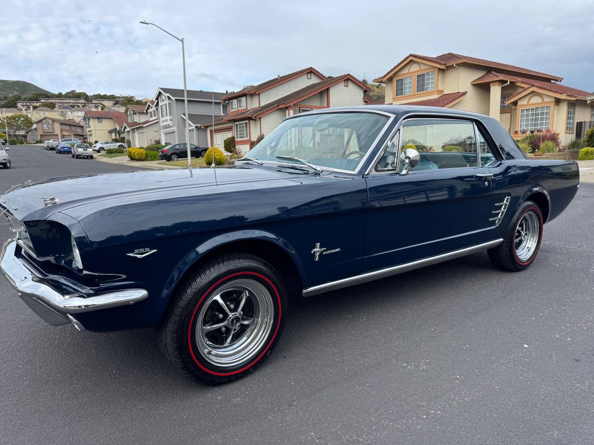 Ford-Mustang-1966-blue-20