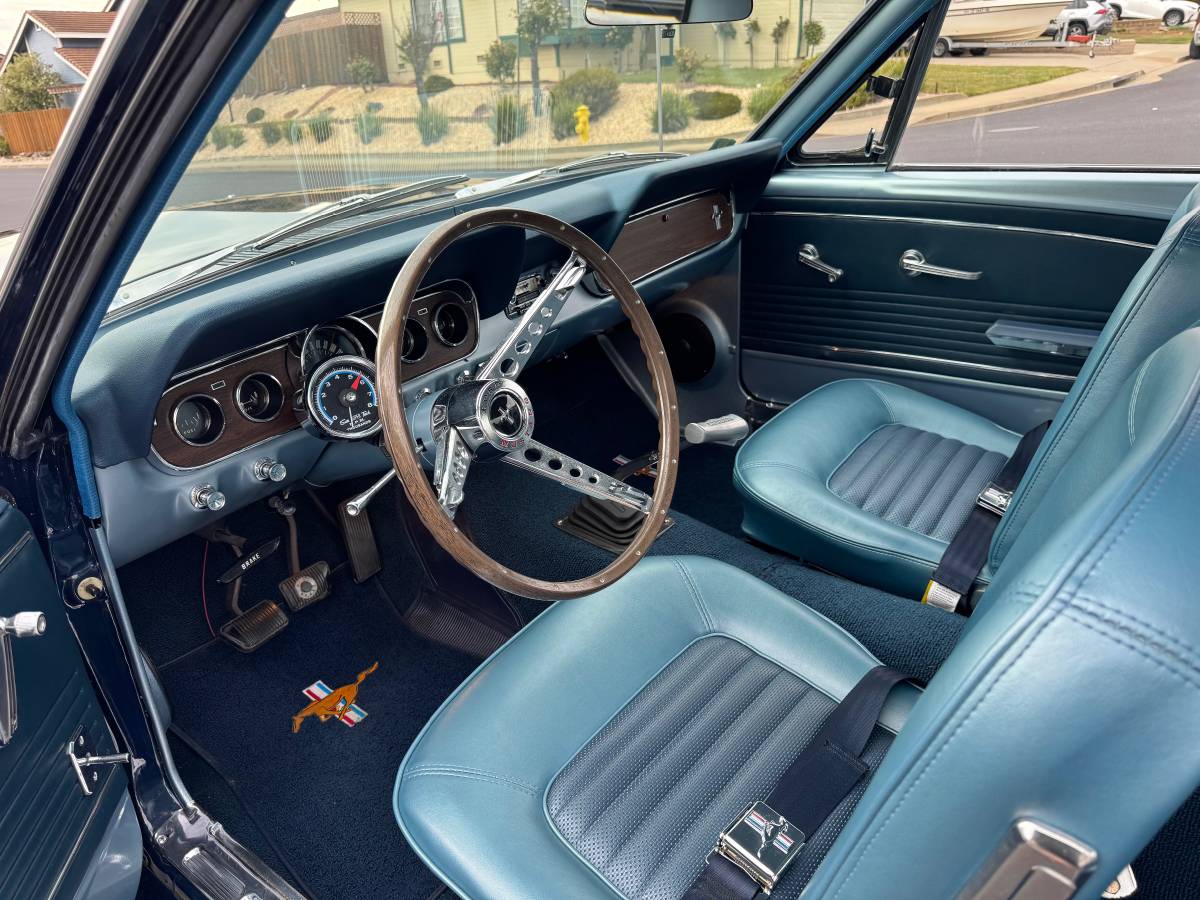 Ford-Mustang-1966-blue-22