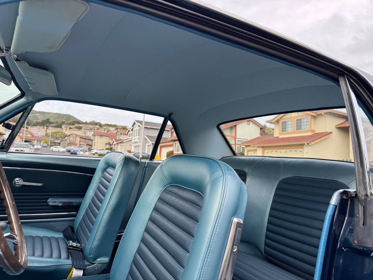 Ford-Mustang-1966-blue-23