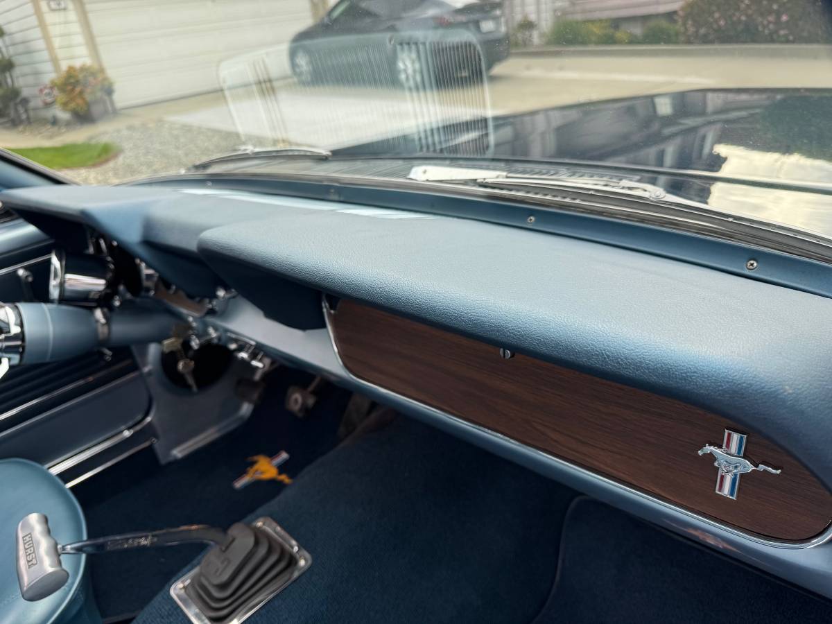Ford-Mustang-1966-blue-3